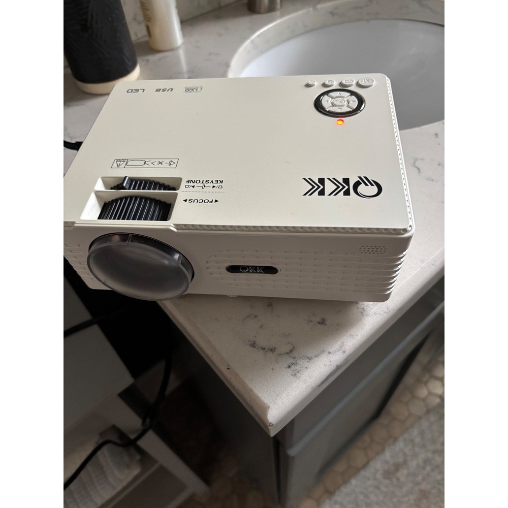 Mini Projector QKK AK-81   LED LCD Home Theater 1080p Supported HDMI VGA USB